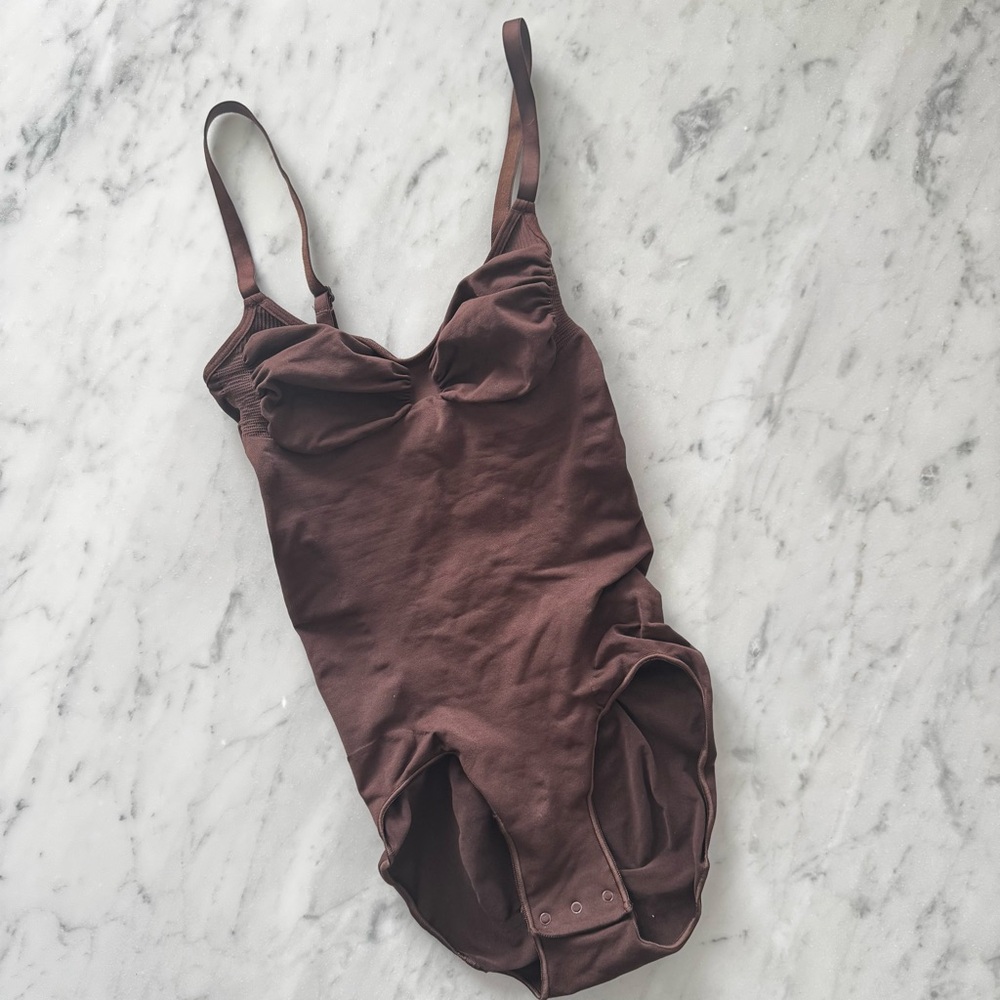 Skims Seamless Sculpt Brief Bodysuit Size Large Jasper or Cocoa Shapewear